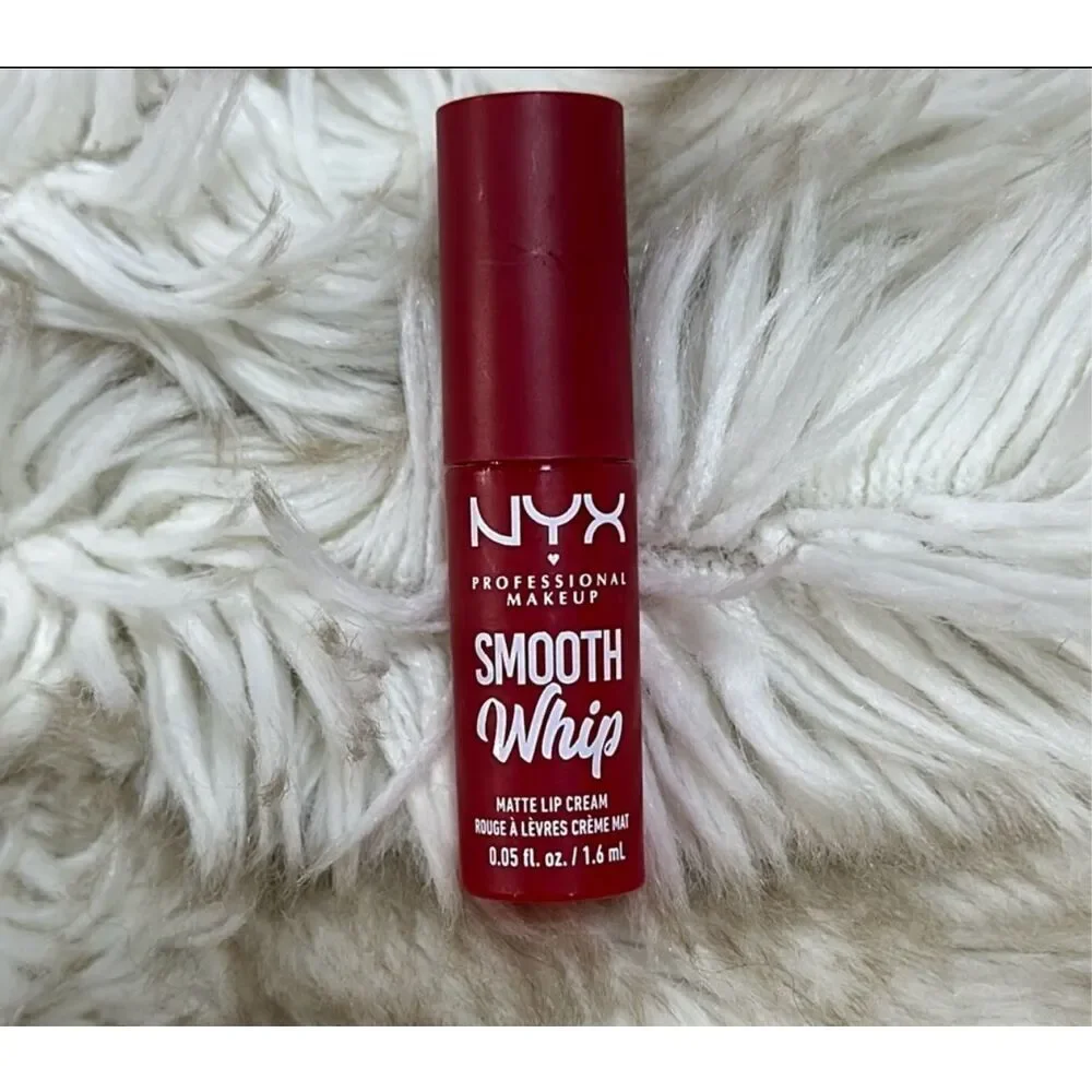 NYX smooth whip matte lip cream | cherry creme